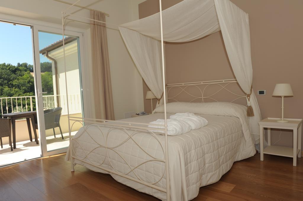 Hotel Giardino Suites&Spa Numana Εξωτερικό φωτογραφία
